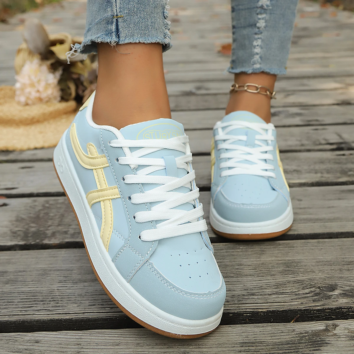 *Spring Autumn New Hot Selling Sexy and Comfortable Casual Shoes Fashionable Round Toe Elegant Running Sports Shoes for Women
*Spring Autumn New Hot Selling Sexy and Comfortable Casual Shoes Fashionable Round Toe Elegant Running Sports Shoes for Women