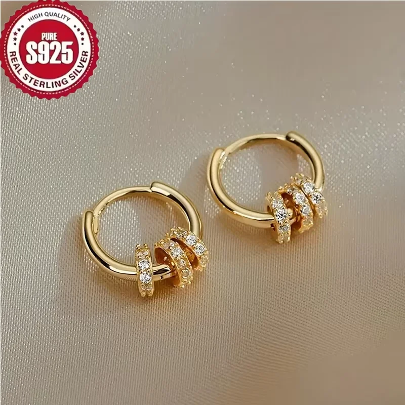 925 Sterling Silver Gold Plated Huggie Hoop Earrings Dainty CZ Cluster Hypoallergenic Elegant Jewelry For Women Mother's DayGift
925 Sterling Silver Gold Plated Huggie Hoop Earrings Dainty CZ Cluster Hypoallergenic Elegant Jewelry For Women Mother's DayGift