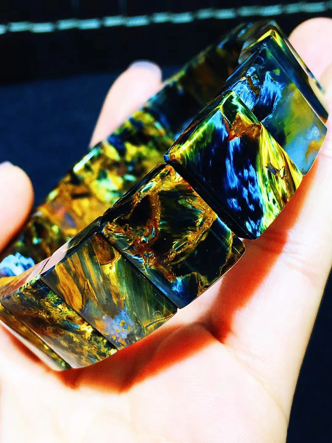 Натуральный браслет из питецита для женщин и мужчин, целебный кристалл, бусины 15x13 мм, энергетический камень, класс ААААА
Натуральный браслет из питецита для женщин и мужчин, целебный кристалл, бусины 15x13 мм, энергетический камень, класс ААААА