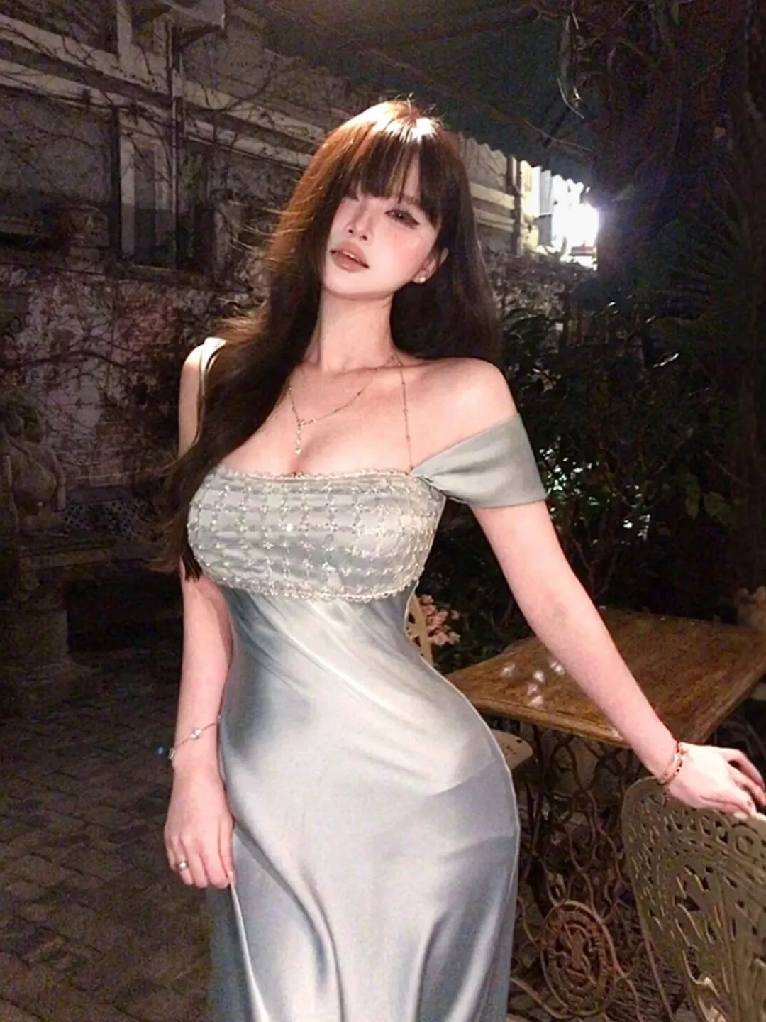 Sexy Waist-Cinching Bodycon Long Dress Elegant Strapless Gown for Women Spring Summer Fashion Casual City Commute Date Party
Sexy Waist-Cinching Bodycon Long Dress Elegant Strapless Gown for Women Spring Summer Fashion Casual City Commute Date Party