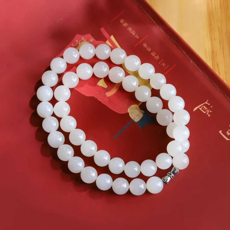 Natural Hotan Qinghai Material Sheep Fat Grade White Women's Jade Necklace
Natural Hotan Qinghai Material Sheep Fat Grade White Women's Jade Necklace