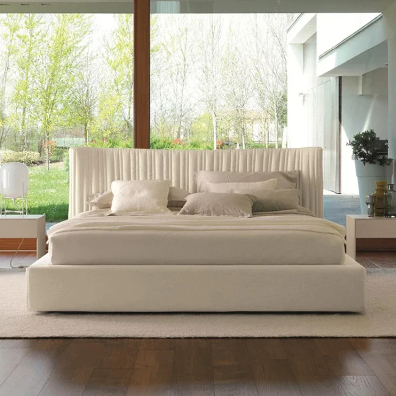 Shell bed Italian minimalist master bedroom 1.8 meters cream wind light luxury suspended bed
Shell bed Italian minimalist master bedroom 1.8 meters cream wind light luxury suspended bed