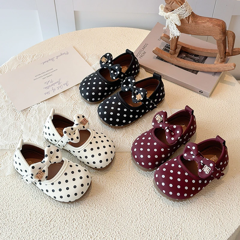 Autumn Baby Girl's Polka Dot Mary Jane With Bow-adorned Kids Princess Shoes Pure Color Round Toe Soft Sole Children Flats 21-30
Autumn Baby Girl's Polka Dot Mary Jane With Bow-adorned Kids Princess Shoes Pure Color Round Toe Soft Sole Children Flats 21-30