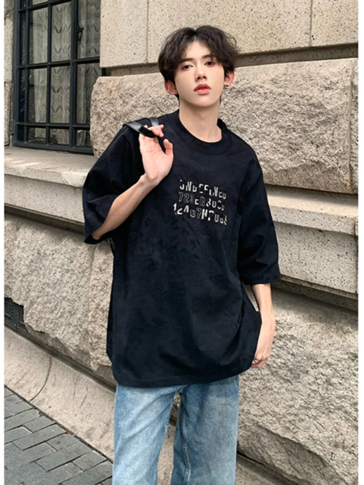 Ретро-американский вышитый футболка-поло для мужчин, летняя, модная, с маленьким воротником, с рукавом 3/4, для подростков...
Ретро-американский вышитый футболка-поло для мужчин, летняя, модная, с маленьким воротником, с рукавом 3/4, для подростков...