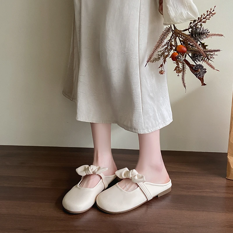 Ladies' Enclosed - Toe Mules, Women's Summer Slip Ons, Lazy Style Shoes
Ladies' Enclosed - Toe Mules, Women's Summer Slip Ons, Lazy Style Shoes