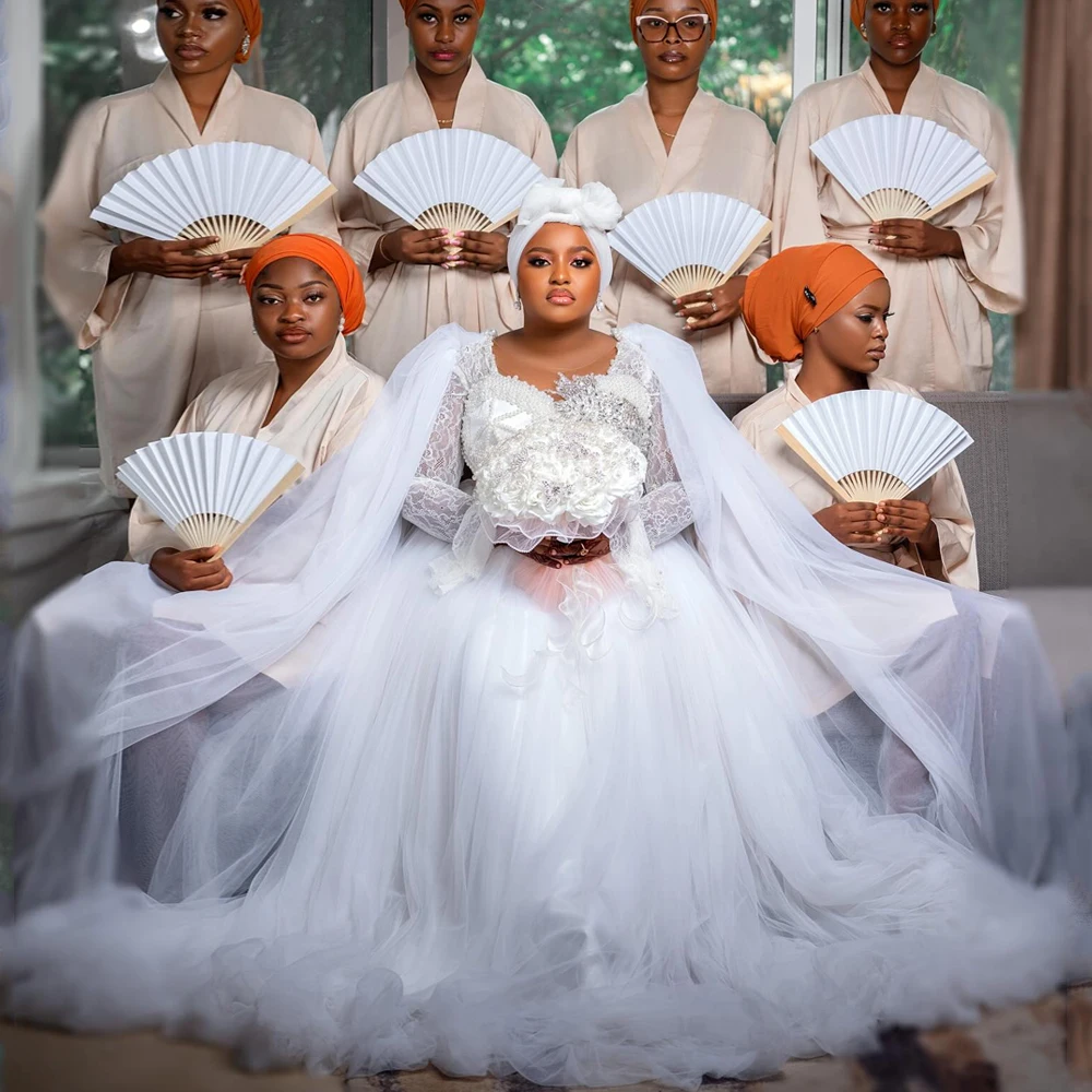 Beaded Sweetheart Wedding Robes O-Neck Full Sleeve A-Line Lace Pearls Ivory Maid of Honor Dress Wedding Party Gowns Customized
Beaded Sweetheart Wedding Robes O-Neck Full Sleeve A-Line Lace Pearls Ivory Maid of Honor Dress Wedding Party Gowns Customized