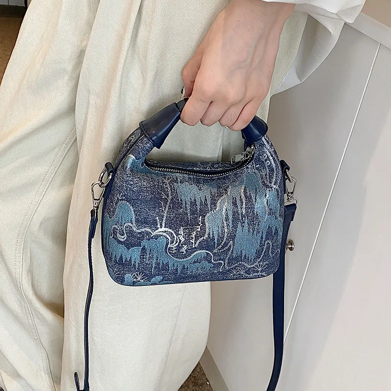 LEFTSIDE Women Saddle Bag Luxury Designer Bags Mini Pu Leather Handbags And Purses Female 2024 Chinese Style Crossbody Bag
LEFTSIDE Women Saddle Bag Luxury Designer Bags Mini Pu Leather Handbags And Purses Female 2024 Chinese Style Crossbody Bag