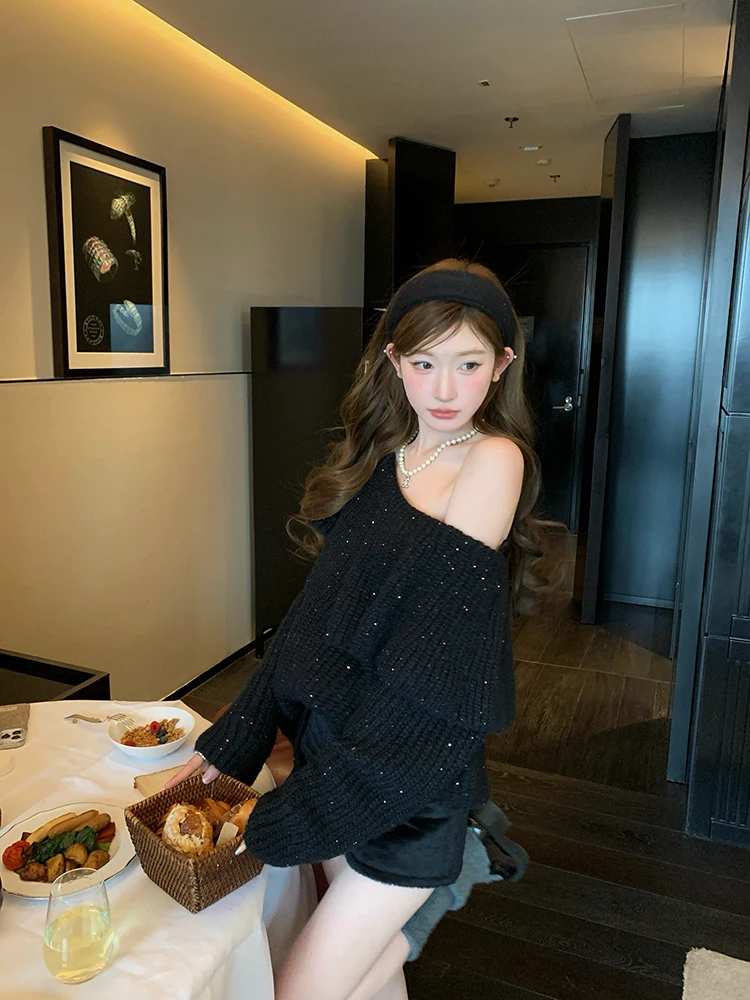 Вязаный свитер с пайетками и открытыми плечами от Чэнь Дайю, женский, свободный крой, в стиле Lazy Sle, премиум-класса, осенне-зимний вязаный топ
Вязаный свитер с пайетками и открытыми плечами от Чэнь Дайю, женский, свободный крой, в стиле Lazy Sle, премиум-класса, осенне-зимний вязаный топ