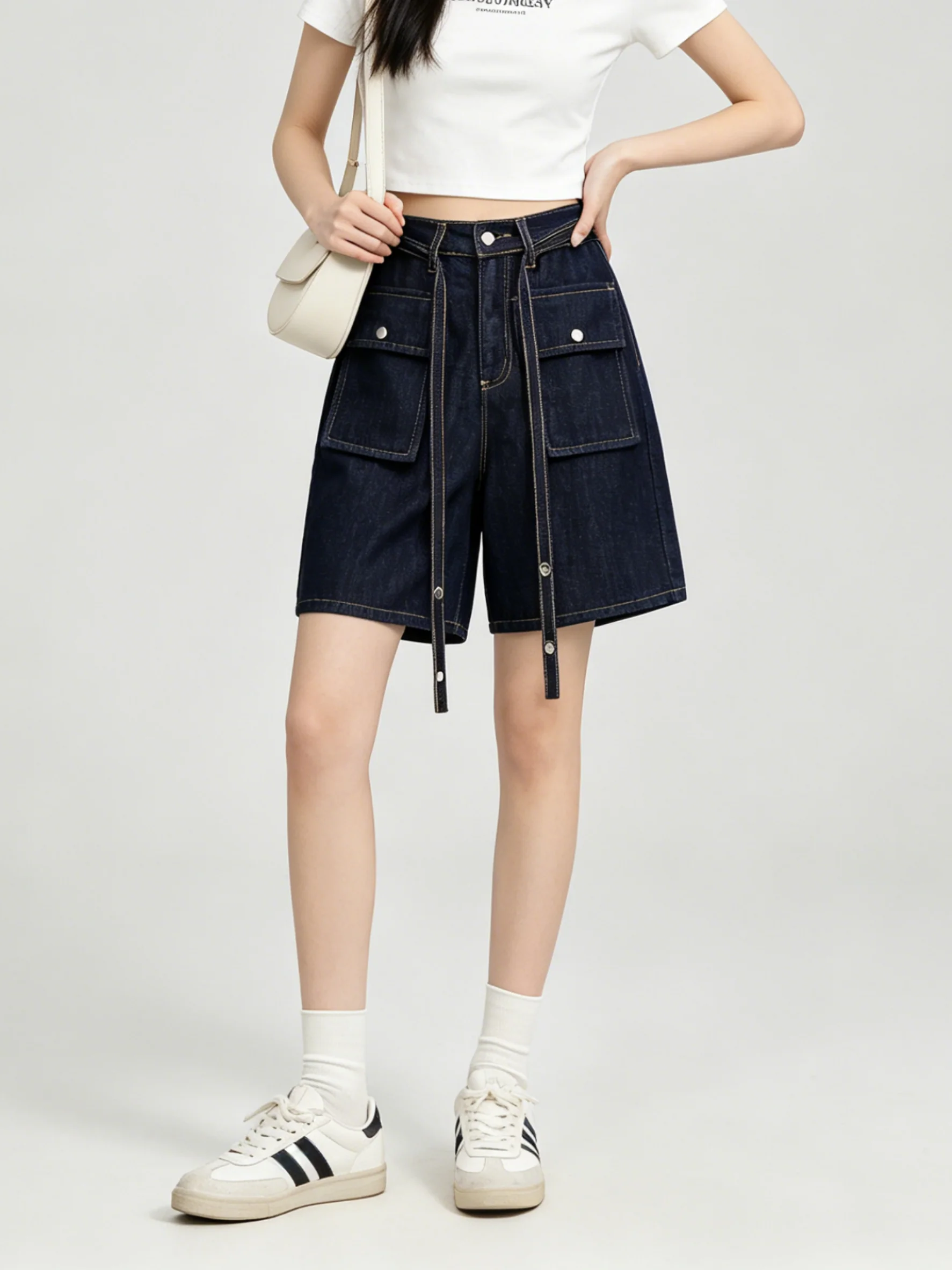High Waist Wide Leg Short Jeans Women's Casual Pants Korean Style Summer New Fashion Versatile Retro Workwear Loose Fit
High Waist Wide Leg Short Jeans Women's Casual Pants Korean Style Summer New Fashion Versatile Retro Workwear Loose Fit