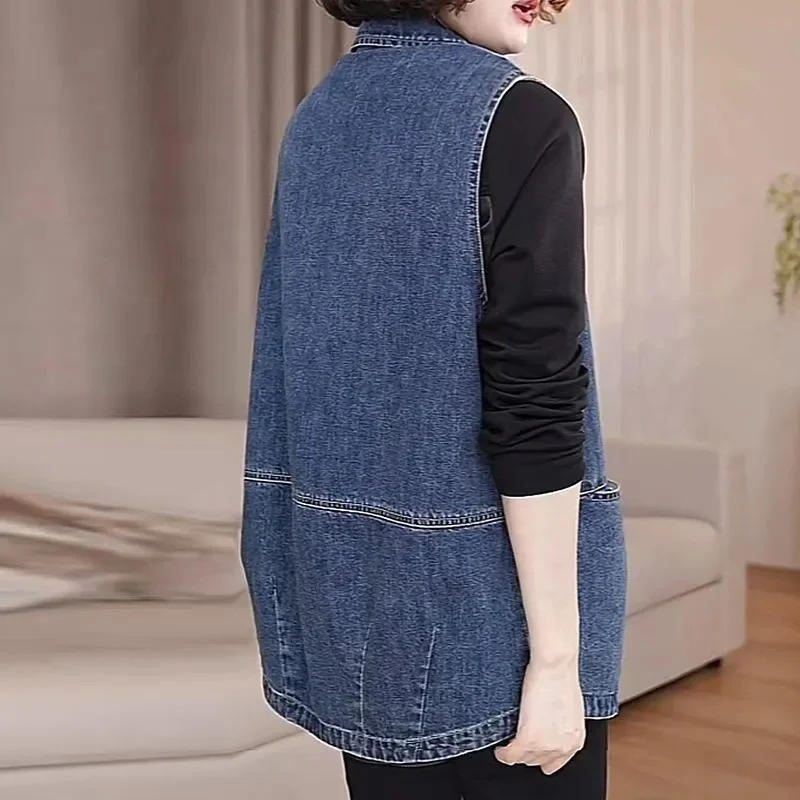 High End Korean Fashion Denim Vests Large Size 2026 New Autumn Loose Sleeveless Jeans Jacket Women Casual Cowboy Waistcoat
High End Korean Fashion Denim Vests Large Size 2026 New Autumn Loose Sleeveless Jeans Jacket Women Casual Cowboy Waistcoat