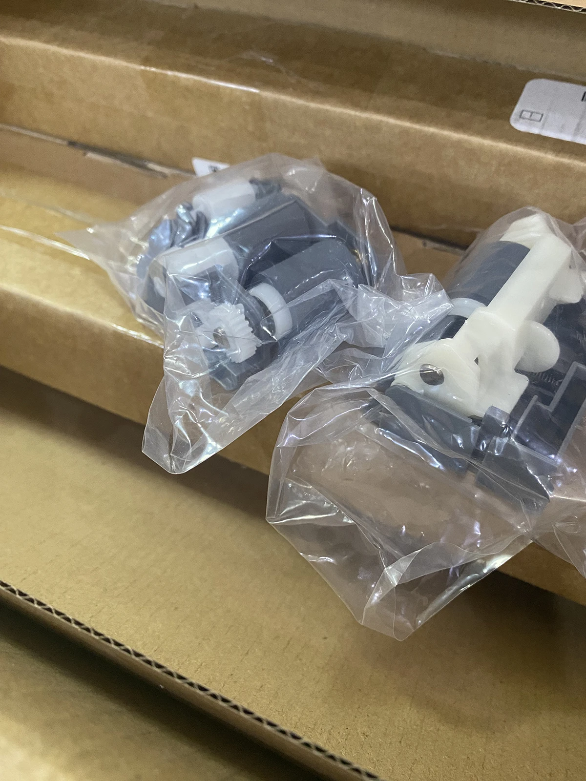 1X C12C938261 Ролик захвата бумаги для EPSON M5399 M5899 WF C5390 C5890 
1X C12C938261 Ролик захвата бумаги для EPSON M5399 M5899 WF C5390 C5890