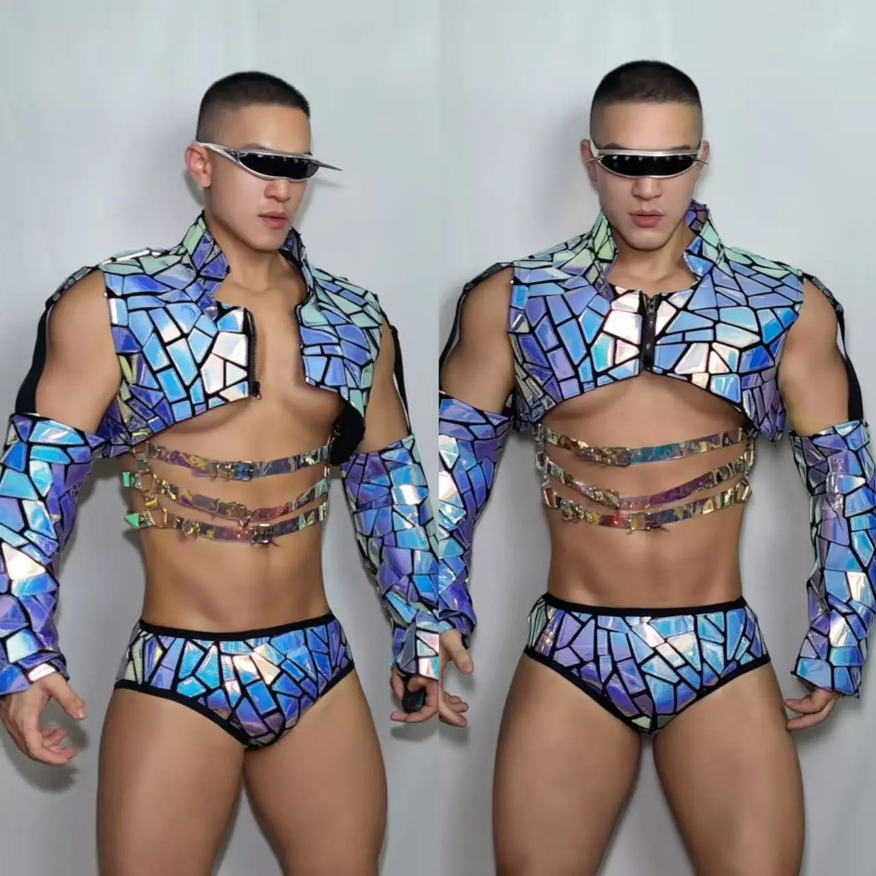 Bar Nightclub Sequins Stage Costume Set Silver Mirror Crop Arm Vest Briefs 3 Pieces Gogo Dancer Festival Performance Outfit
Bar Nightclub Sequins Stage Costume Set Silver Mirror Crop Arm Vest Briefs 3 Pieces Gogo Dancer Festival Performance Outfit