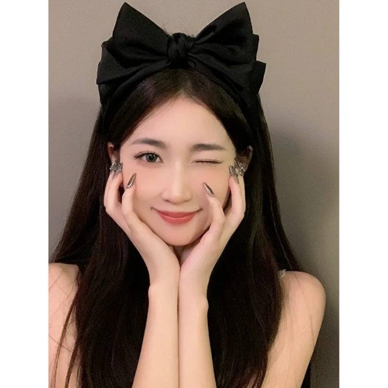 High sense Internet celebrity face wash headband simple versatile go out headband black bow headband women
High sense Internet celebrity face wash headband simple versatile go out headband black bow headband women