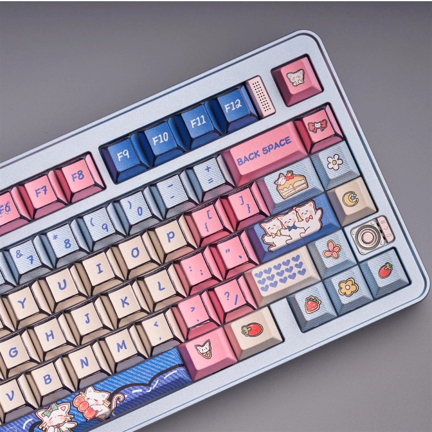 135 Keys Cute Cat Keycaps Cherry Profile PBT Personalized Custom Keycap Set for 61-108 Mechanical Keyboard
135 Keys Cute Cat Keycaps Cherry Profile PBT Personalized Custom Keycap Set for 61-108 Mechanical Keyboard
