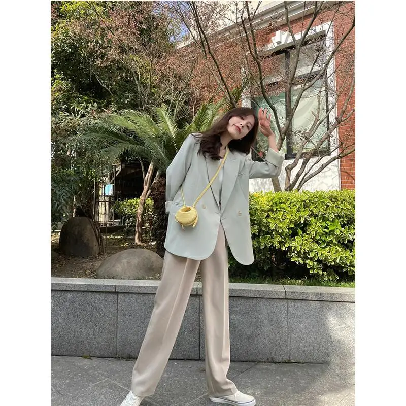 Elegant And Youthful Woman Blazer Detachable Violet Weddings Draping Moda Two-Tone Artistic Shoulder-Pad Comfort Self Patchwork
Elegant And Youthful Woman Blazer Detachable Violet Weddings Draping Moda Two-Tone Artistic Shoulder-Pad Comfort Self Patchwork