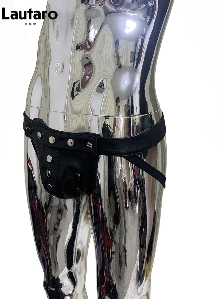 Lautaro, летние и осенние черные шорты из искусственной кожи, мужские роскошные дизайнерские шорты с заклепками, эмо, европейская модная одежда, мужское нижнее белье, сексуальные стринги 
Lautaro, летние и осенние черные шорты из искусственной кожи, мужские роскошные дизайнерские шорты с заклепками, эмо, европейская модная одежда, мужское нижнее белье, сексуальные стринги