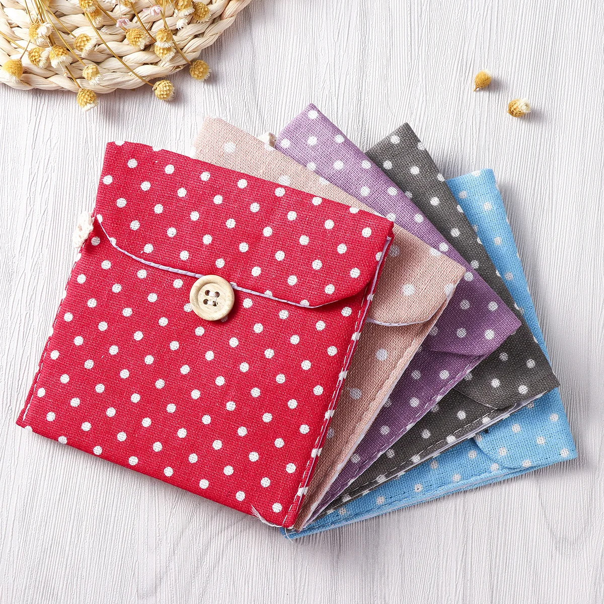 Women Girls Linen Sanitary Napkins Organizer Dot Menstrual Pouch Holder Case Secret Pouch (Pink)
Women Girls Linen Sanitary Napkins Organizer Dot Menstrual Pouch Holder Case Secret Pouch (Pink)
