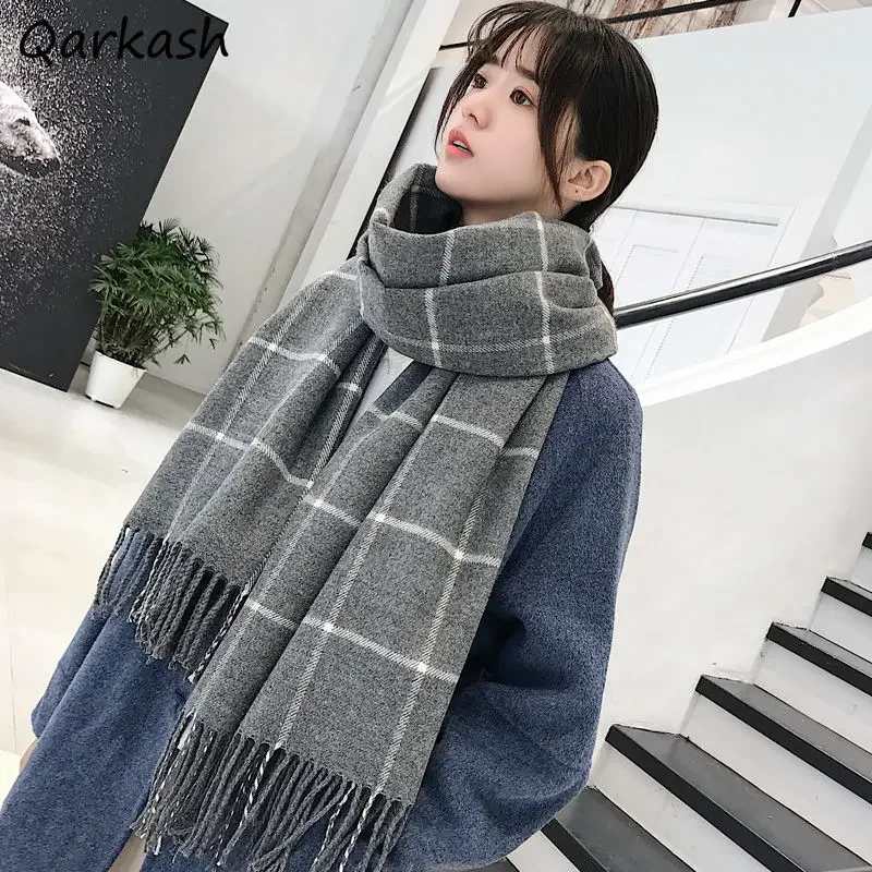 Scarves Women Plaid Vintage Classic Cozy Tassel Basic All-match 18 Colors Femme Leisure Fashion College Harajuku Elegant Outdoor
Scarves Women Plaid Vintage Classic Cozy Tassel Basic All-match 18 Colors Femme Leisure Fashion College Harajuku Elegant Outdoor