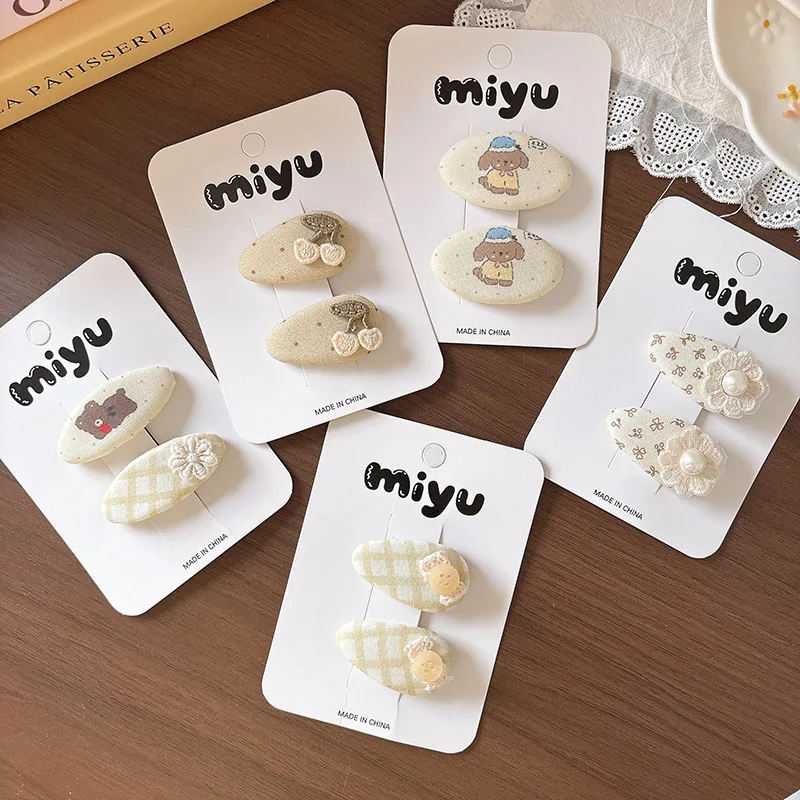Beige Plaid Fabric Bangs BB Hair Clips Cute Lace Side Barrettes Girls Versatile Daily Elegant Sweet Children Head Accessories
Beige Plaid Fabric Bangs BB Hair Clips Cute Lace Side Barrettes Girls Versatile Daily Elegant Sweet Children Head Accessories