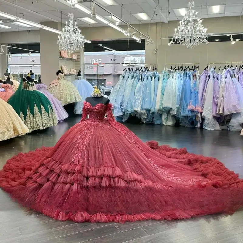 Красное милое платье Quinceanera с пайетками по индивидуальному заказу, роскошное платье с аппликацией из бисера на день рождения, многоуровневое платье с оборками и рукавами
Красное милое платье Quinceanera с пайетками по индивидуальному заказу, роскошное платье с аппликацией из бисера на день рождения, многоуровневое платье с оборками и рукавами