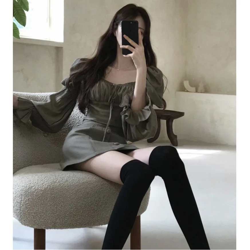 Fashionable Korean Style Square Collar Top And Skirt Set Spring 2026 Chic Versatile Design High Waist Bubble Sleeve
Fashionable Korean Style Square Collar Top And Skirt Set Spring 2026 Chic Versatile Design High Waist Bubble Sleeve