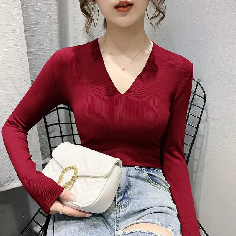 Base Shirt for Women's Inner Wear Early Spring Fashion New Slim and Versatile Korean Long-sleeved T-shirt Sexy V-neck Top Trendy
Base Shirt for Women's Inner Wear Early Spring Fashion New Slim and Versatile Korean Long-sleeved T-shirt Sexy V-neck Top Trendy