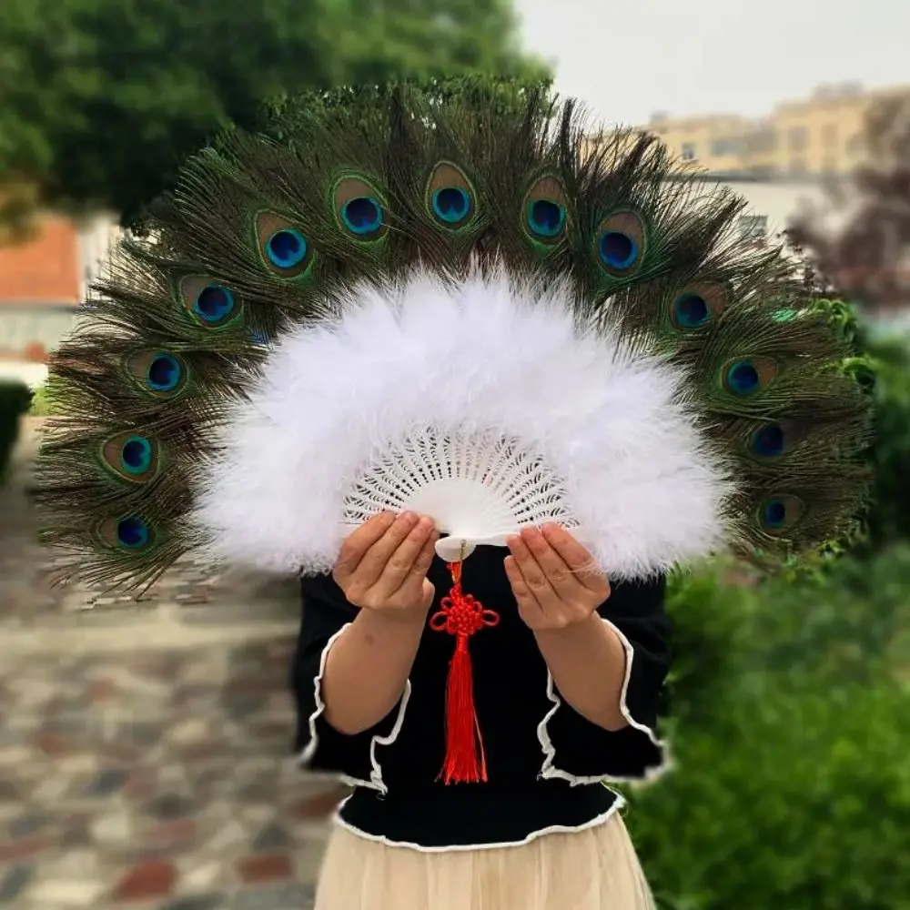 New 28 Bones Large Peacock Fur Fan 9 Colors 65cm Cheongsam Show Live Fan Gothic Dance Hand Fan Wedding Party Decoration
New 28 Bones Large Peacock Fur Fan 9 Colors 65cm Cheongsam Show Live Fan Gothic Dance Hand Fan Wedding Party Decoration