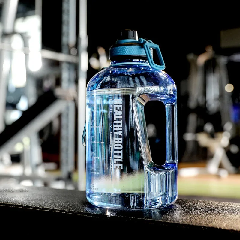 2.2L Large Capacity Sports Water Bottle Outdoor Fitness Kettle Gradient Plastic Water Cup Portable Big Ton Ton Barrel
2.2L Large Capacity Sports Water Bottle Outdoor Fitness Kettle Gradient Plastic Water Cup Portable Big Ton Ton Barrel