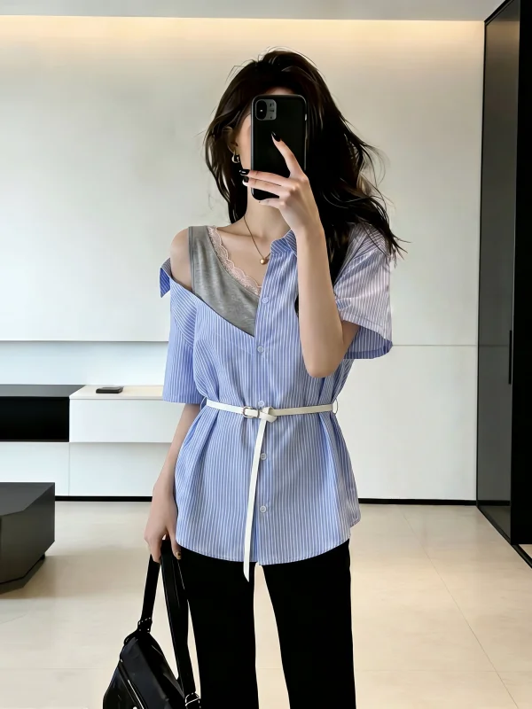 Shoulder Bared V-Neck Short Sleeve Shirt Women's Style Korean Loose Fit Commute Fashion Summer New plus Size Midi Waist-Cinch...
Shoulder Bared V-Neck Short Sleeve Shirt Women's Style Korean Loose Fit Commute Fashion Summer New plus Size Midi Waist-Cinch...