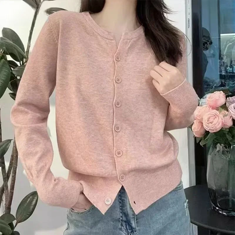 Autumn Winter Soft Skin-Friendly Thin Knitted Open Cardigan Women's Korean Version V-Neck Loose Short Style Sweater Jacket Top
Autumn Winter Soft Skin-Friendly Thin Knitted Open Cardigan Women's Korean Version V-Neck Loose Short Style Sweater Jacket Top