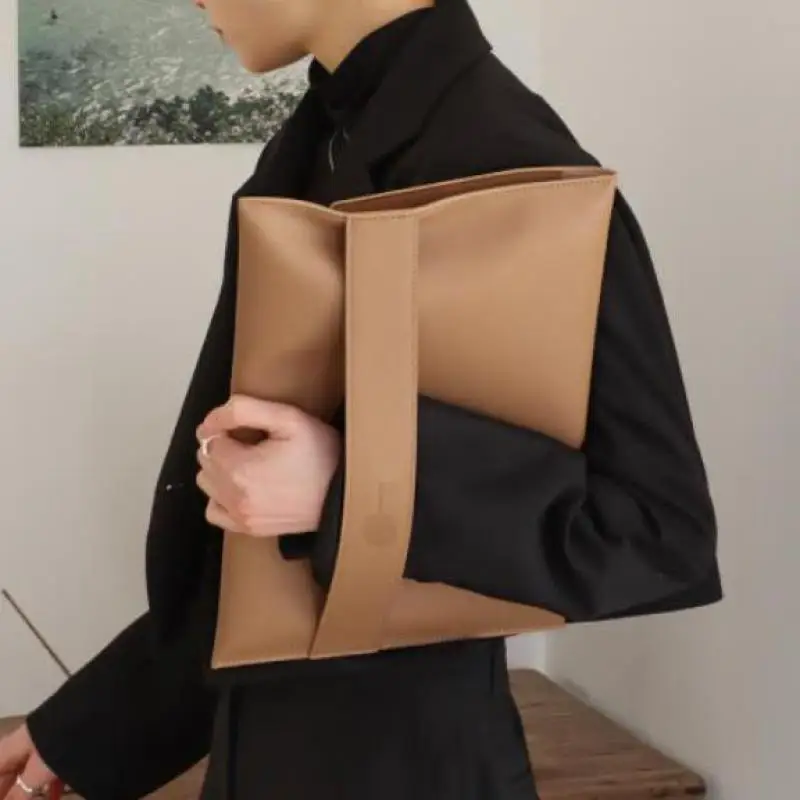 2026 Light Luxury Fashion New Horizontal Square Clutch Bags, Simple And Casual Versatile Temperament Envelope Women's Bag Trendy
2026 Light Luxury Fashion New Horizontal Square Clutch Bags, Simple And Casual Versatile Temperament Envelope Women's Bag Trendy