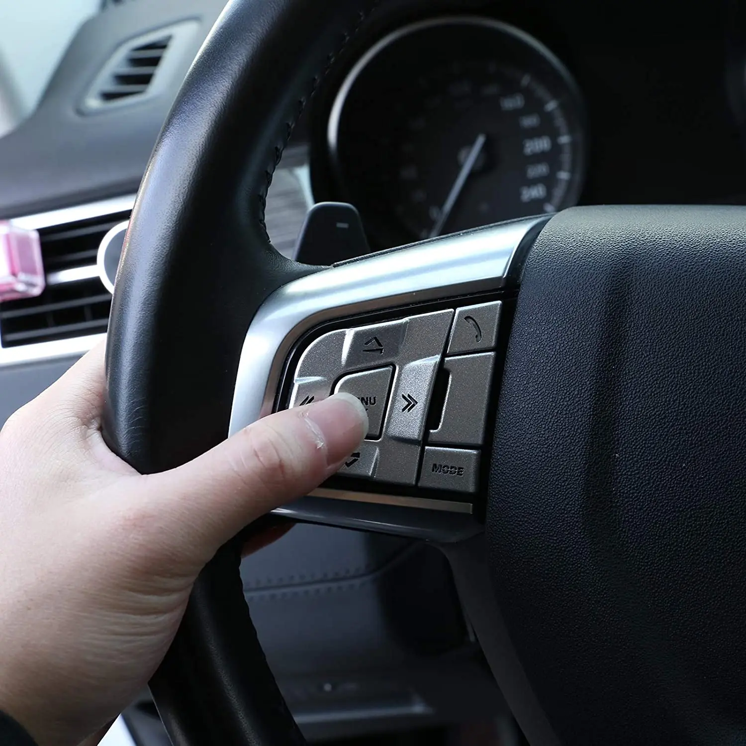 For Land Rover Discovery Sport 2015 -- 2019 Aluminum Alloy Car Steering Wheel Button Frame Cover Sticker 10 Pcs (Low Version)
For Land Rover Discovery Sport 2015 -- 2019 Aluminum Alloy Car Steering Wheel Button Frame Cover Sticker 10 Pcs (Low Version)