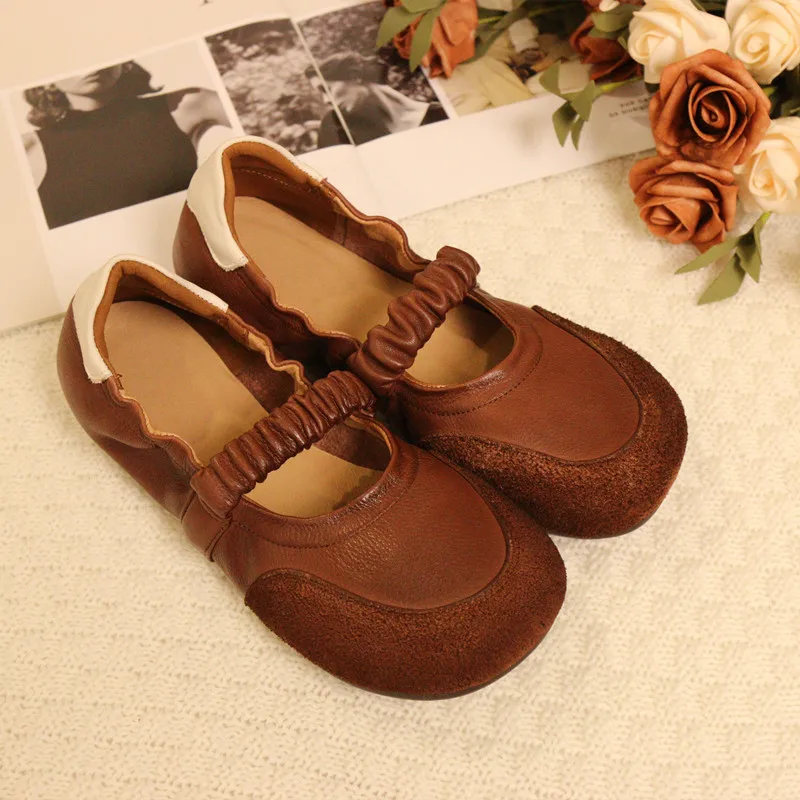 Leather Slip-On Flat Heel Women's Shoes round Toe Elastic Closure Spring Fashion Single Shoes Vine Leaf Pattern Casual Loafers
Leather Slip-On Flat Heel Women's Shoes round Toe Elastic Closure Spring Fashion Single Shoes Vine Leaf Pattern Casual Loafers