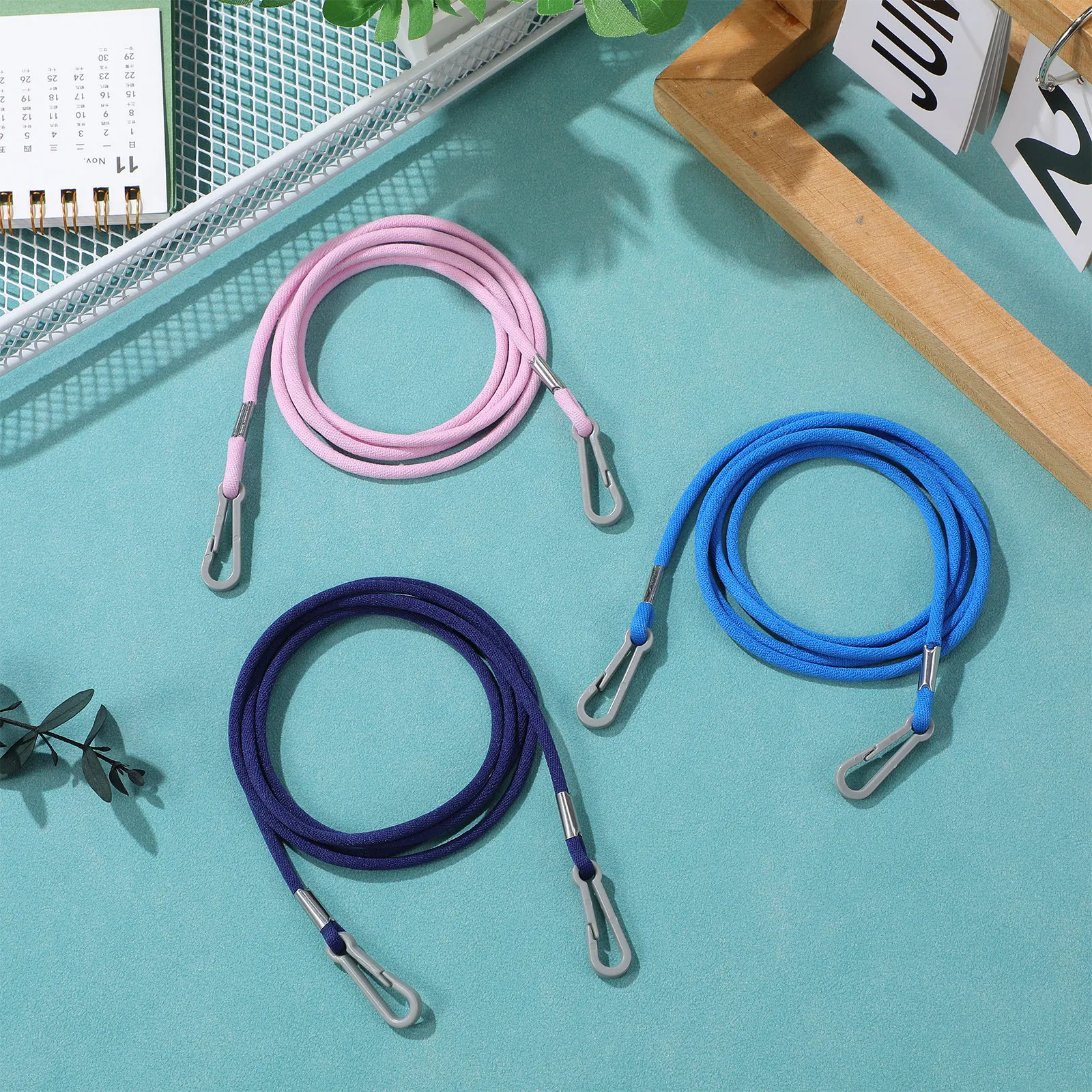 3Pcs Glove Strap Ski Lanyard Kids Mitten Clips Wear-Resistant Winter Gloves Rope Holder Glove Leash Mitten Clips for Kids
3Pcs Glove Strap Ski Lanyard Kids Mitten Clips Wear-Resistant Winter Gloves Rope Holder Glove Leash Mitten Clips for Kids
