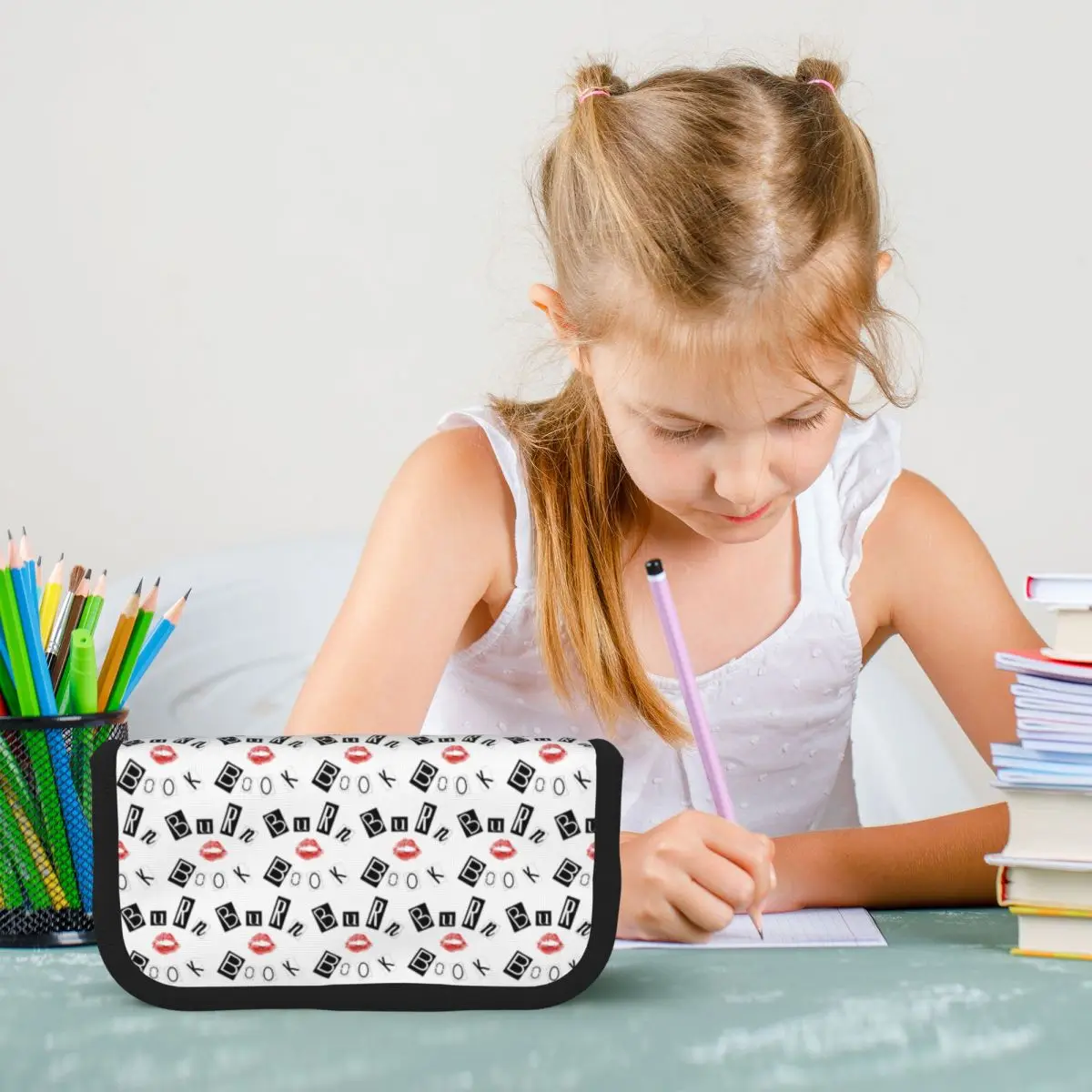 Burn Book Pencil Cases Pencil Pouch Big Capacity Pen Box Pencil Bag for Boys Girls Gifts
Burn Book Pencil Cases Pencil Pouch Big Capacity Pen Box Pencil Bag for Boys Girls Gifts