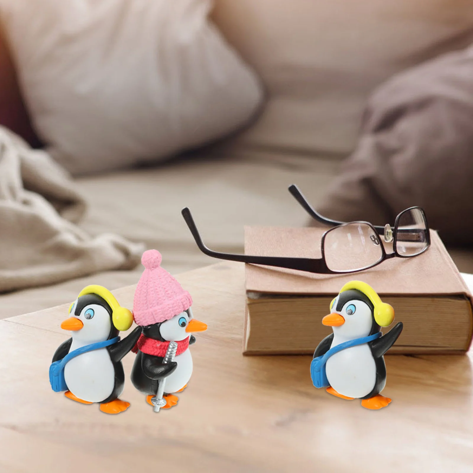 4Pcs Penguin Cake Ornament Safe Vinyl Material Creative Adorable Table Desk Bookshelf Decor Cake Decoration
4Pcs Penguin Cake Ornament Safe Vinyl Material Creative Adorable Table Desk Bookshelf Decor Cake Decoration