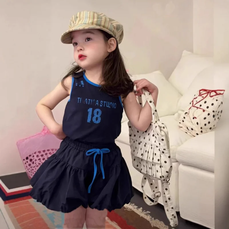 2026New girls' college-style summer outfit, children's little girl's vest and lantern shorts two-piece set, stylish and lightwei
2026New girls' college-style summer outfit, children's little girl's vest and lantern shorts two-piece set, stylish and lightwei