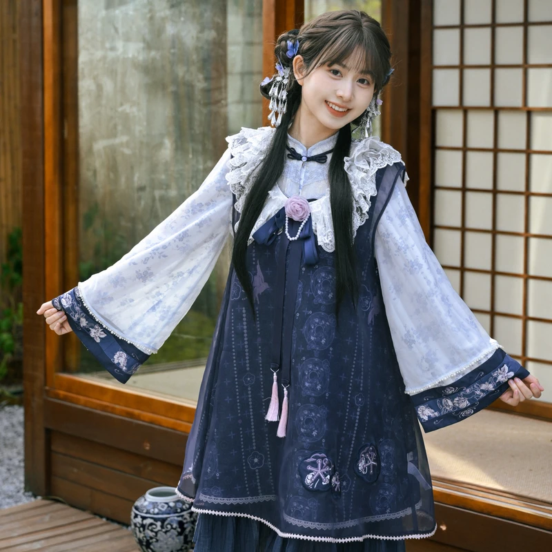 Blue and White Porcelain Mori Girl Tribal Original Daily Style Baby Doll Skirt Blouse Hanyang Eclectic Stacked New Chinoiserie Dress
Blue and White Porcelain Mori Girl Tribal Original Daily Style Baby Doll Skirt Blouse Hanyang Eclectic Stacked New Chinoiserie Dress