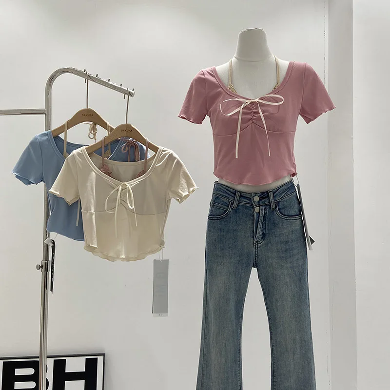 American Fashion U-neck Lace Up T-shirts 2024 Summer New Slim Fit Fungus Tops Women Y2k Grunge Shorts Sleeve Pink Tee Shirt
American Fashion U-neck Lace Up T-shirts 2024 Summer New Slim Fit Fungus Tops Women Y2k Grunge Shorts Sleeve Pink Tee Shirt
