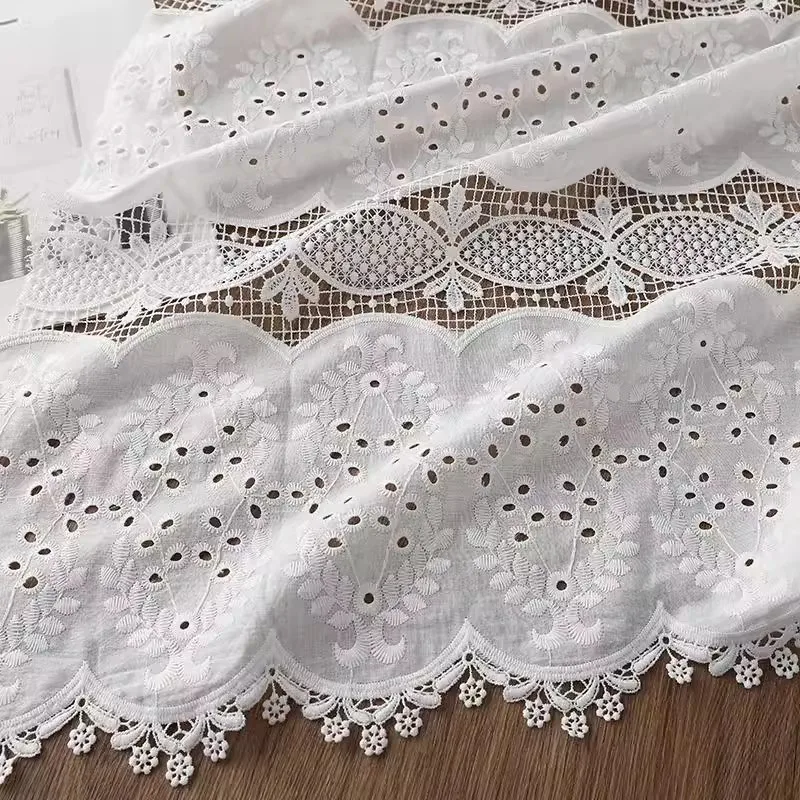White positioning edge pure cotton fabric Hollow carving embroidery tissus Shirts dresses clothing fabrics DIY tablecloths tela
White positioning edge pure cotton fabric Hollow carving embroidery tissus Shirts dresses clothing fabrics DIY tablecloths tela