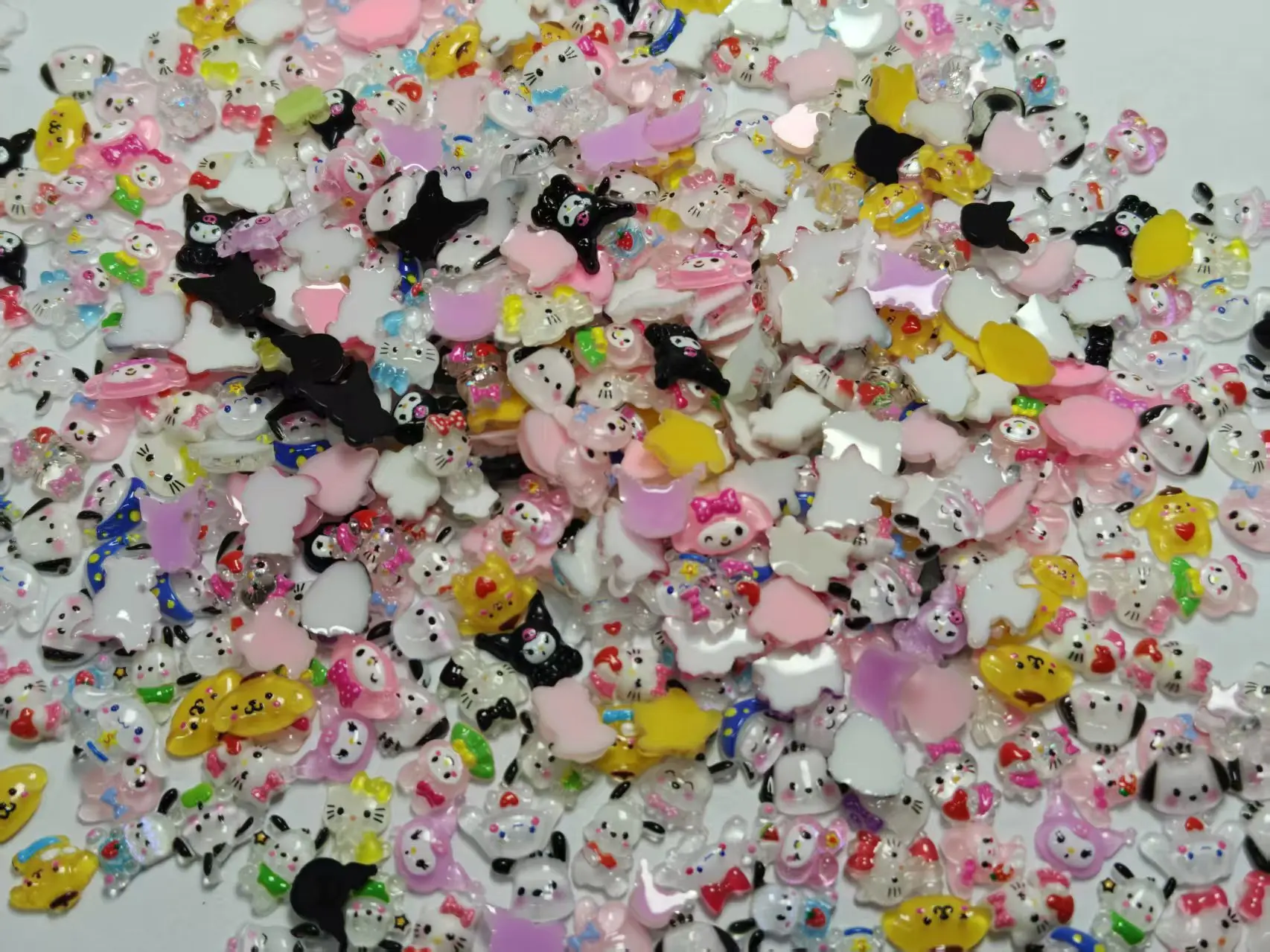 50pcs Hello Kitty Kawaii Resin Nail Charms, Assorted Cute Kuromi Mymelody Nail Art Slices, Characters for DIY Crafts
50pcs Hello Kitty Kawaii Resin Nail Charms, Assorted Cute Kuromi Mymelody Nail Art Slices, Characters for DIY Crafts