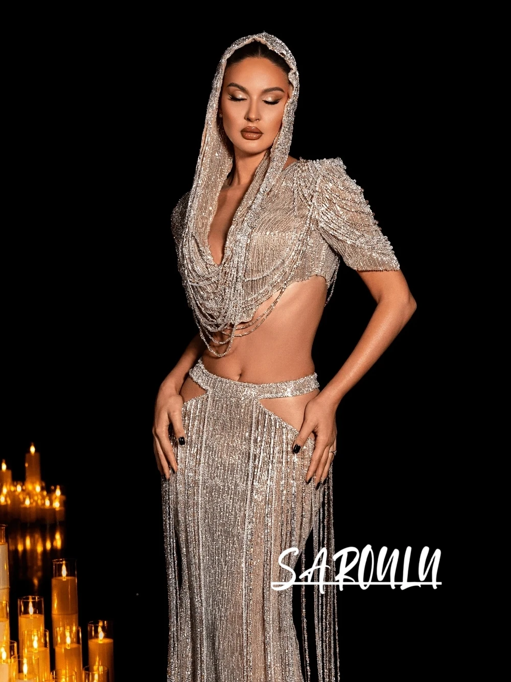 Dubai Arabic Luxury Hooded Two Piece Evening Gown Handmade Beaded Fringe Mermaid Formal Prom Dress Customized Sexy Cut Out Wear
Dubai Arabic Luxury Hooded Two Piece Evening Gown Handmade Beaded Fringe Mermaid Formal Prom Dress Customized Sexy Cut Out Wear