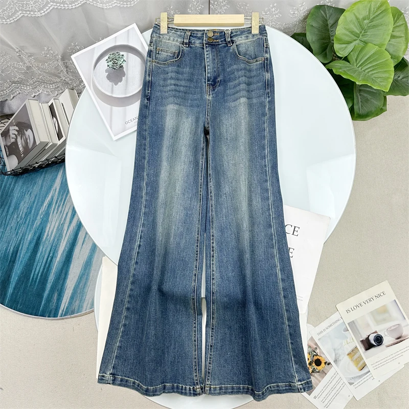 High Waist Flared Jeans Slimming Design Two Button Vintage Look Casual Style Ladies Jeans No Stretch Fabric Autumn Collection
High Waist Flared Jeans Slimming Design Two Button Vintage Look Casual Style Ladies Jeans No Stretch Fabric Autumn Collection
