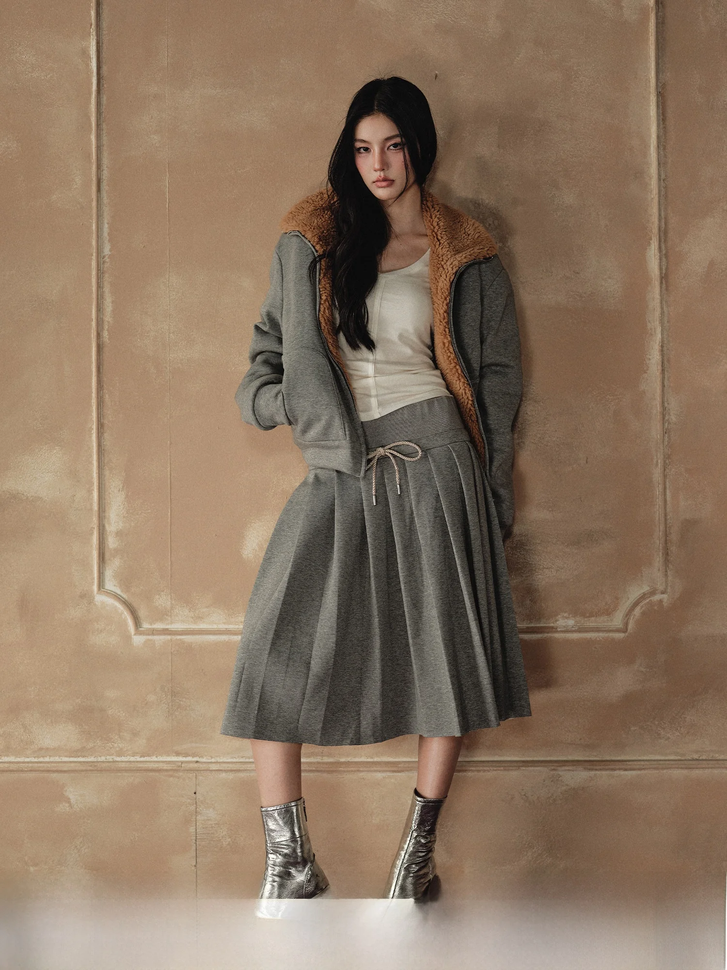 AGAM Autumn Winter Lazy College Style High Gram Lamb Velvet Sweatshirt Jacket Skirt Set Warm Mid-Length High Waist Two-Piece Set
AGAM Autumn Winter Lazy College Style High Gram Lamb Velvet Sweatshirt Jacket Skirt Set Warm Mid-Length High Waist Two-Piece Set
