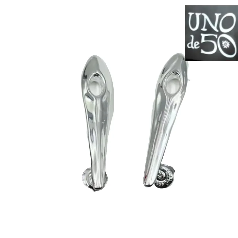 2024 Selling Exquisite High Quality UNO DE 50 Fashion Classic 925 Earrings Jewelry Romantic Holiday Gift
2024 Selling Exquisite High Quality UNO DE 50 Fashion Classic 925 Earrings Jewelry Romantic Holiday Gift
