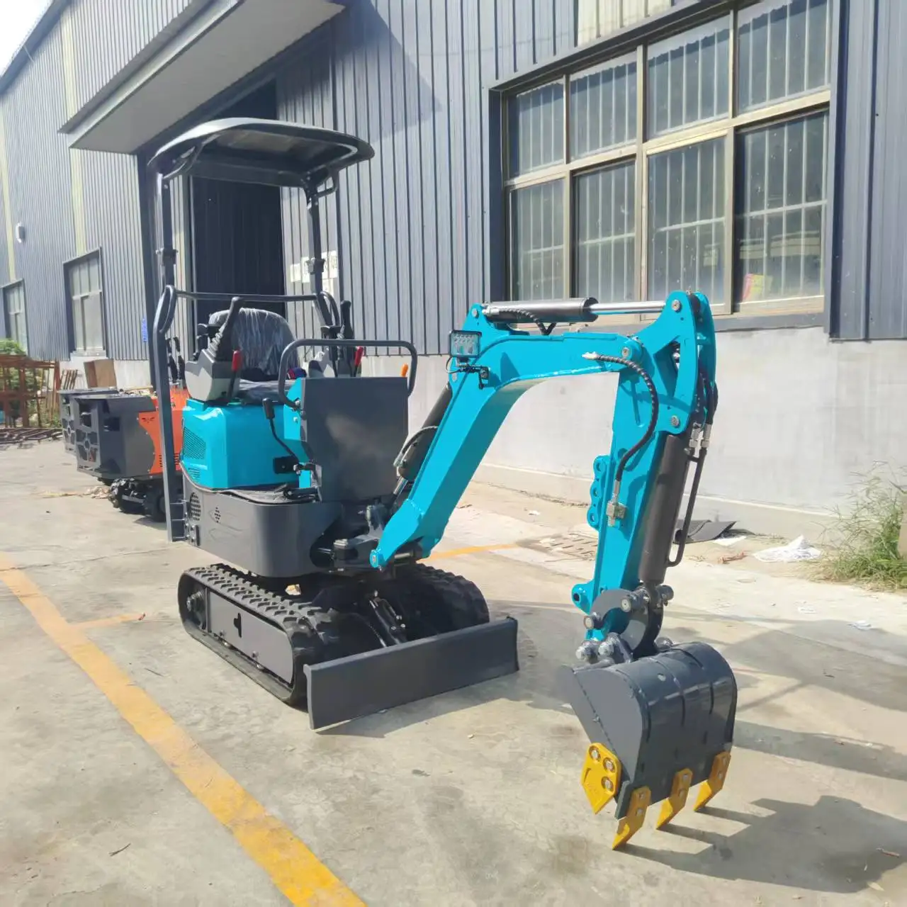 1200kg 1.2Ton Diesel Mini Crawler Excavator Compact Digger for Building Construction Farm Landscaping and Household Engineering
1200kg 1.2Ton Diesel Mini Crawler Excavator Compact Digger for Building Construction Farm Landscaping and Household Engineering