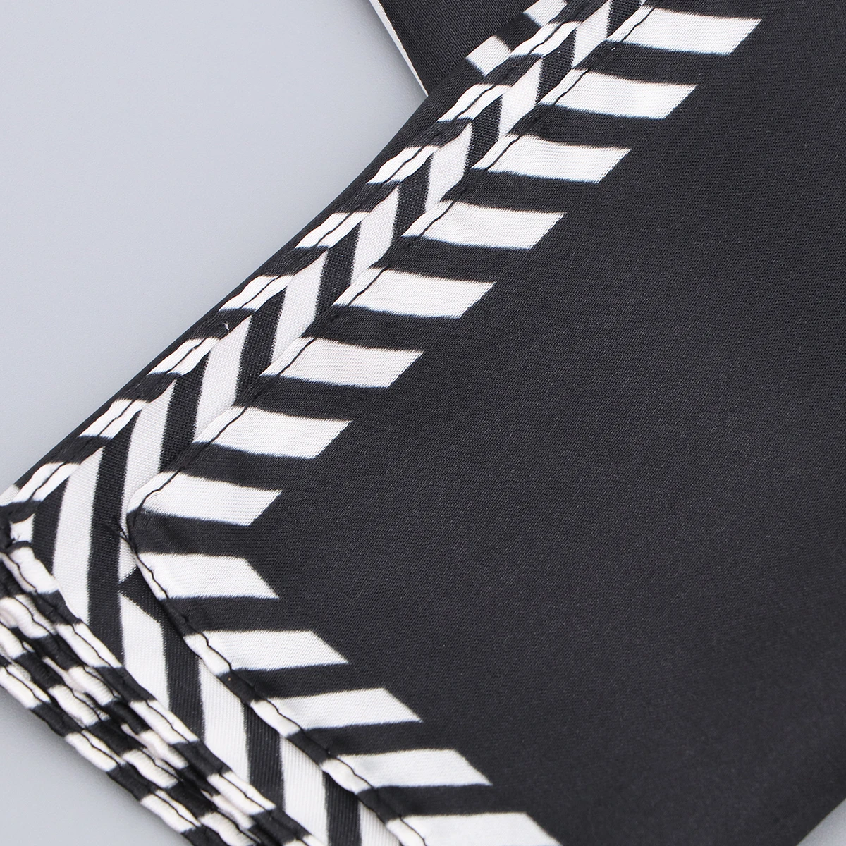 Silk Neck Square Kerchief Flight Attendant Scarf Women Scarf Office B Flight Attendant Premium Smooth Elegant Gift
Silk Neck Square Kerchief Flight Attendant Scarf Women Scarf Office B Flight Attendant Premium Smooth Elegant Gift