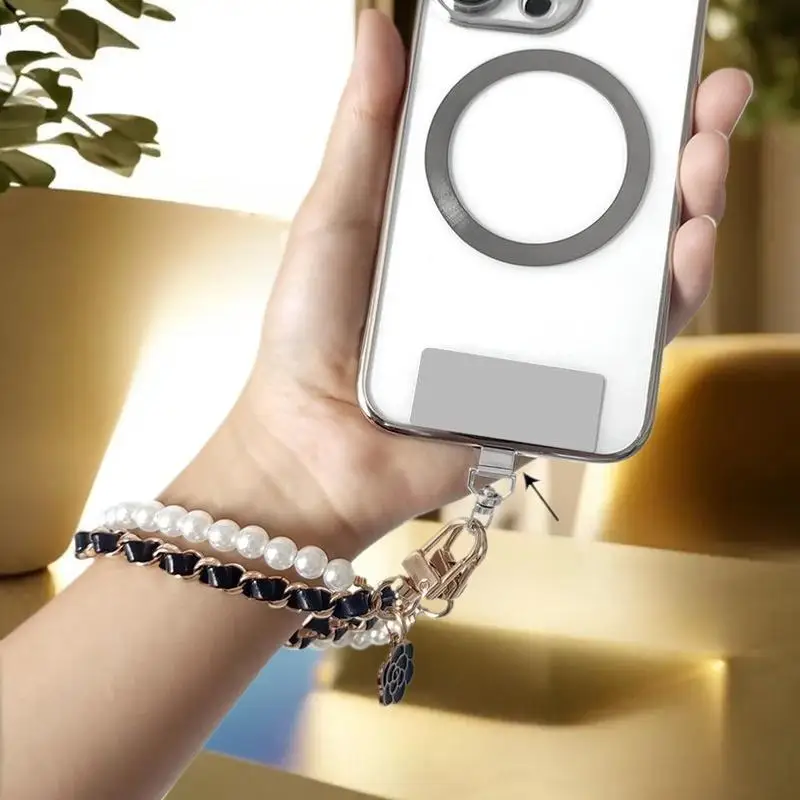 Mobile Phone Lanyard with Beautiful Pearl Beads; Double Chain Anti-Drop Accessory; Short Strap with Universal Metal Clip Charm
Mobile Phone Lanyard with Beautiful Pearl Beads; Double Chain Anti-Drop Accessory; Short Strap with Universal Metal Clip Charm