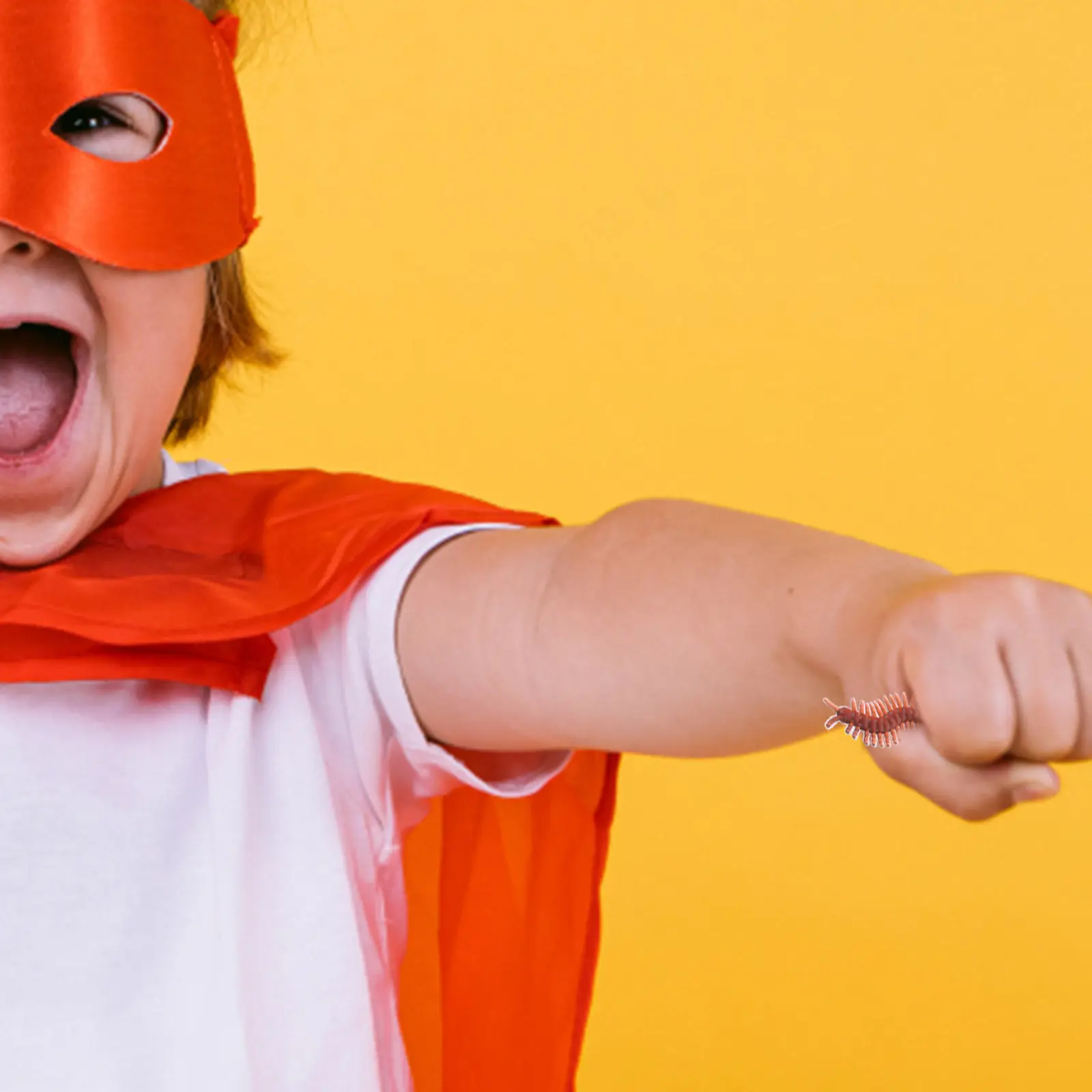 100Pcs Realistic Plastic Simulation Centipede Flexible Prank Props Party Decoration Fake Insect Figure Prank Props
100Pcs Realistic Plastic Simulation Centipede Flexible Prank Props Party Decoration Fake Insect Figure Prank Props