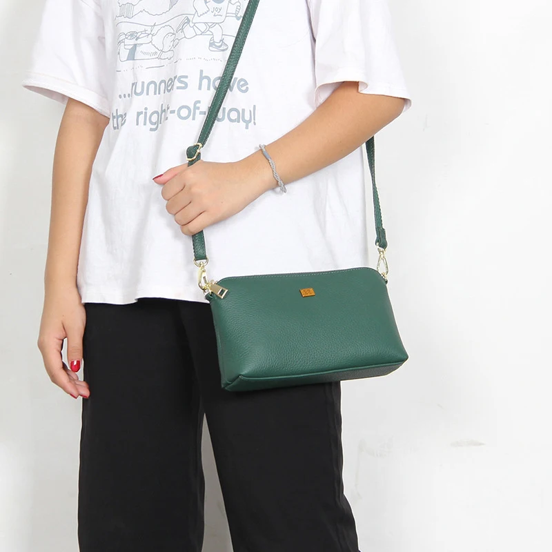 Women Genuine Cowhide Leather Mini Crossbody Bag, Black Zipper Shoulder Handbag, Detachable Strap Small Phone Purse
Women Genuine Cowhide Leather Mini Crossbody Bag, Black Zipper Shoulder Handbag, Detachable Strap Small Phone Purse